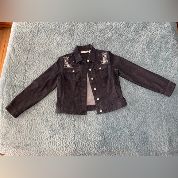 Chico’s Platinum Jean Jacket Size 0 Denim Embellished Rhinestones EUC! - Picture 1 of 10